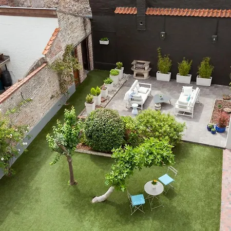 فندق مبيت وإفطار Boutique The Townhouse 4*