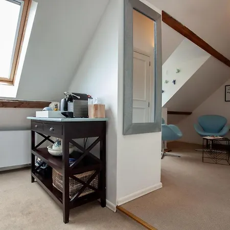 Boutique The Townhouse فندق مبيت وإفطار بروج