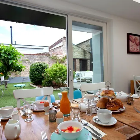 Boutique The Townhouse 4*