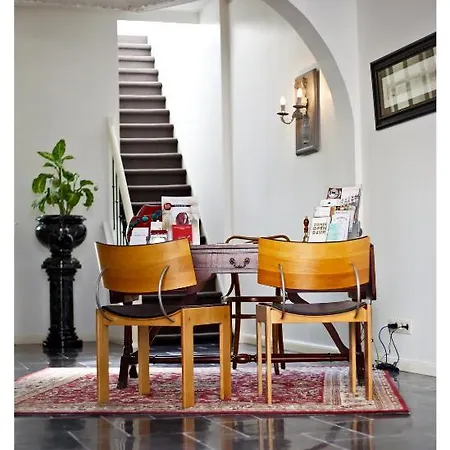 Boutique The Townhouse 4*